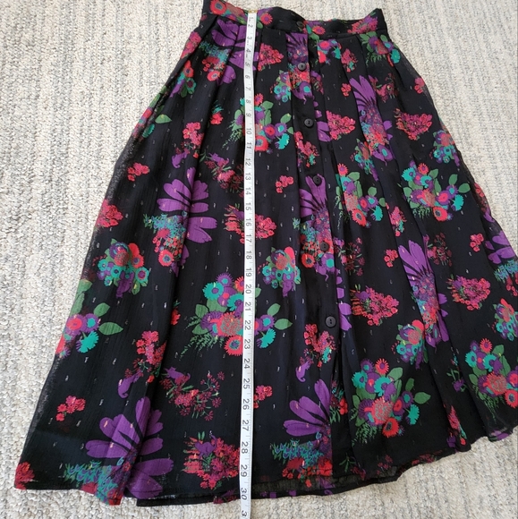 ModCloth Meow Bouquet Pleated Swing Skirt - Picture 13 of 13
